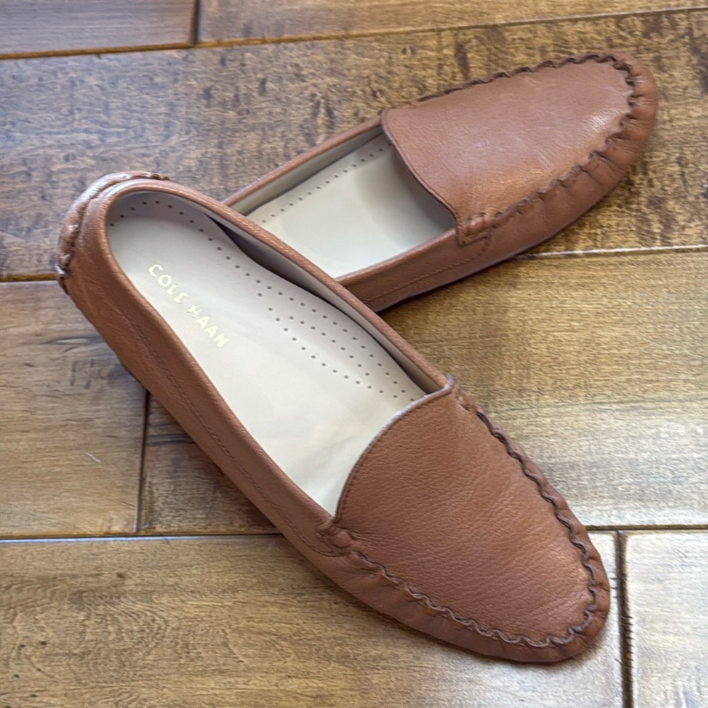 COLE HAAN Evelyn Driver